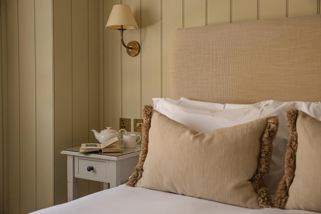 The Yard In Bath Hotel Bagian luar foto